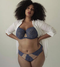 Load image into Gallery viewer, (Wholesale) Set of 2 Full-Bust Antonia Lace Bras
