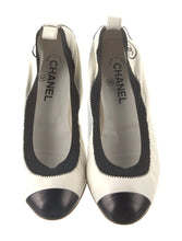 Load image into Gallery viewer, Chanel Lambskin Ballet Flats
