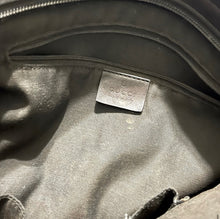 Load image into Gallery viewer, Gucci Crossbody Bag
